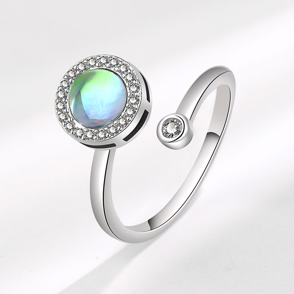 Chic Swivel Ring for Stylish Women